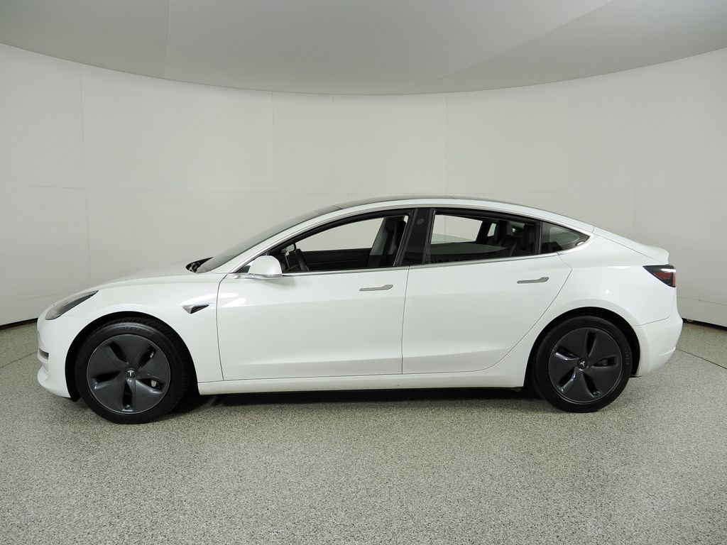 Thumbnail: 2020 Tesla Model 3 - 14