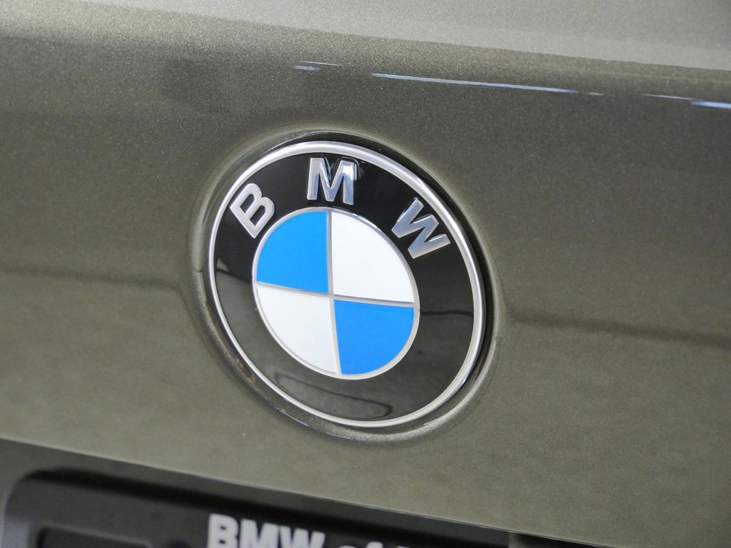 Thumbnail: 2026 BMW X5 - 11