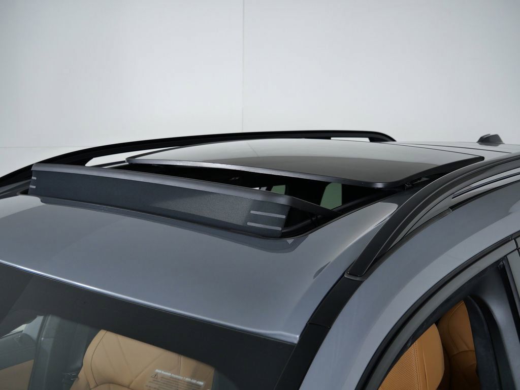 Thumbnail: 2026 BMW X7 - 20