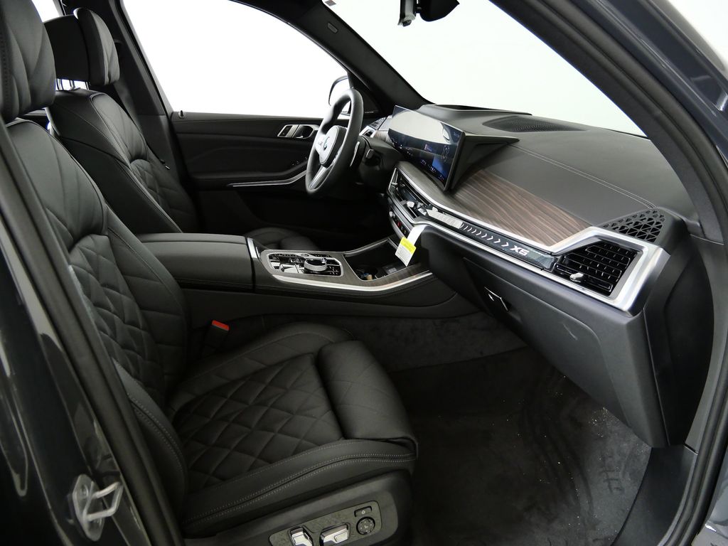 Thumbnail: 2026 BMW X5 - 20