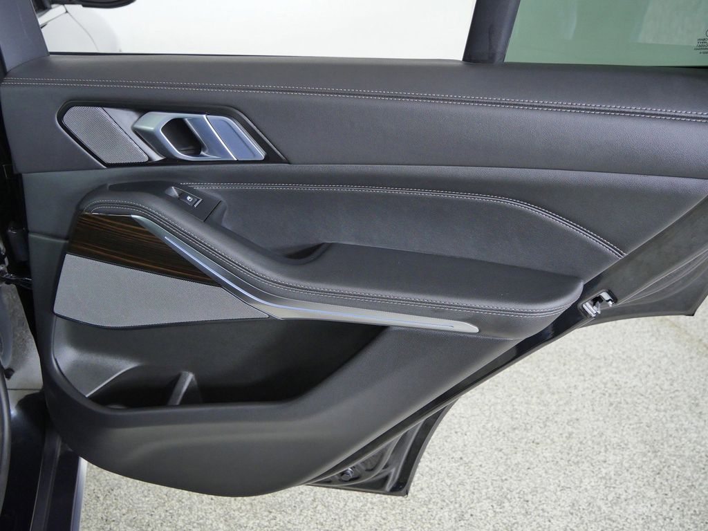 Thumbnail: 2026 BMW X5 - 25