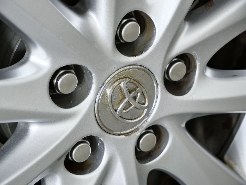 Thumbnail: 2011 Toyota Camry - 5