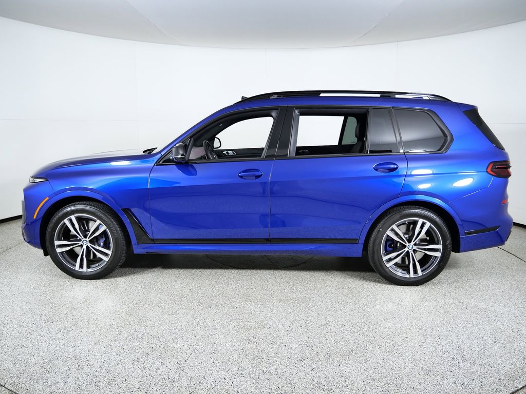 Thumbnail: 2025 BMW X7 - 18