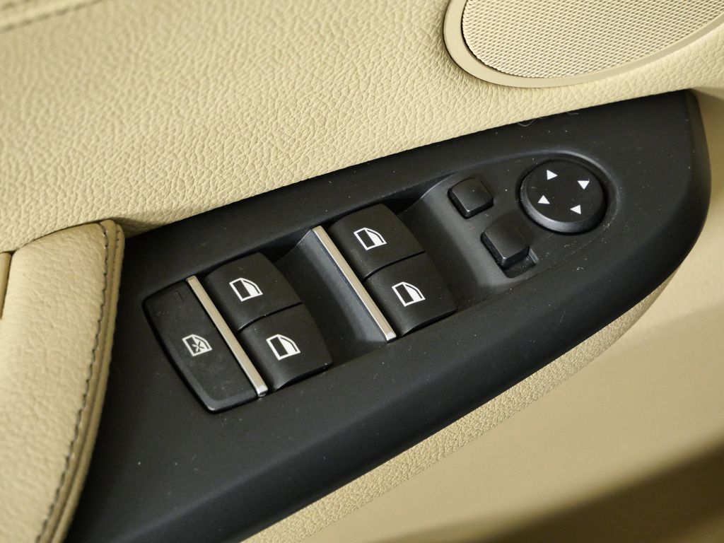 Thumbnail: 2014 BMW X3 - 36