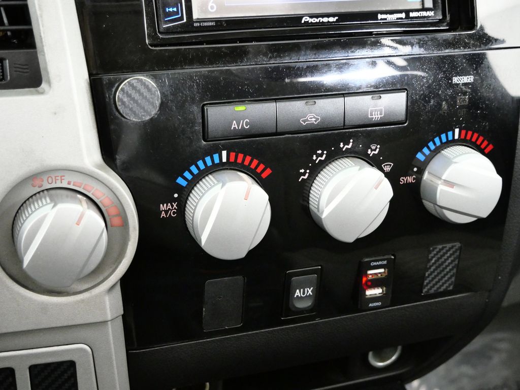 Thumbnail: 2008 Toyota Tundra - 46