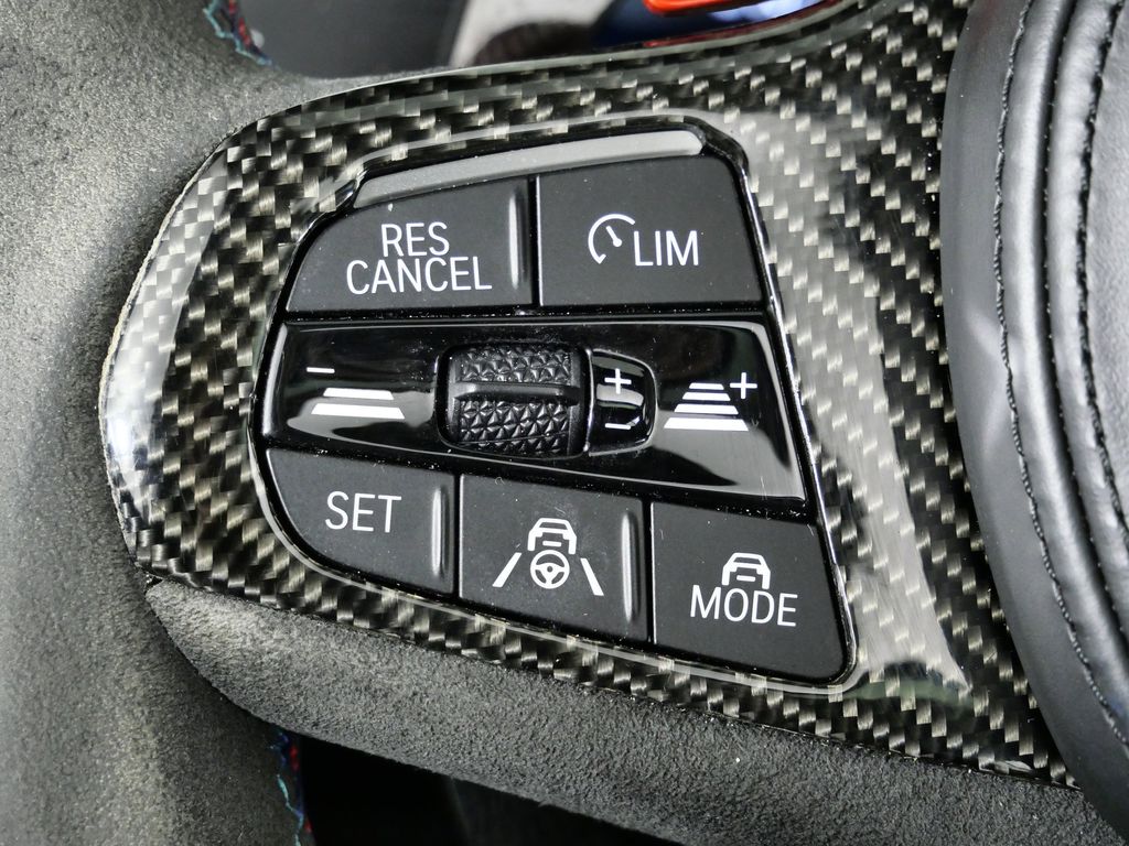 Thumbnail: 2022 BMW M3 - 40