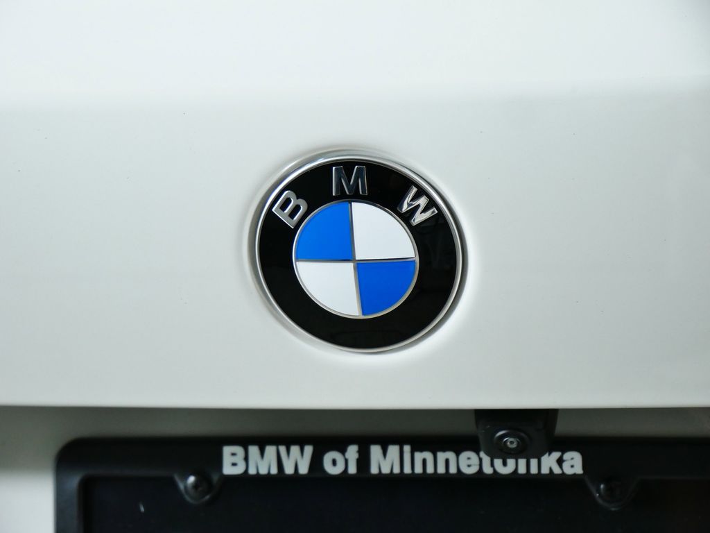 Thumbnail: 2026 BMW X5 - 11