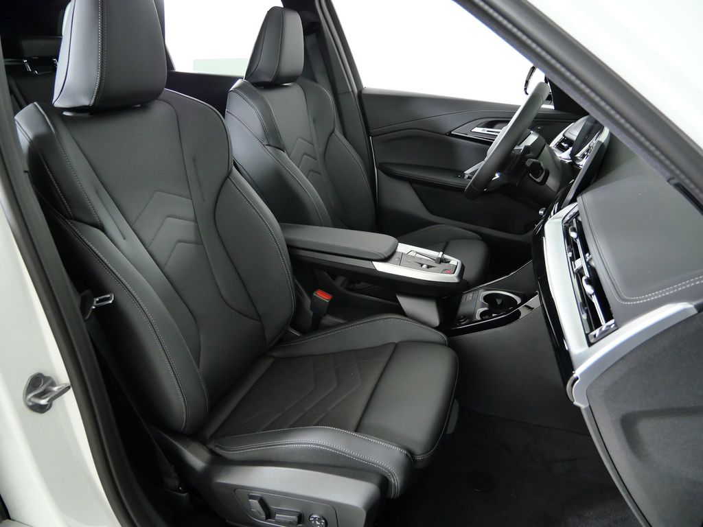 Thumbnail: 2026 BMW X1 - 21