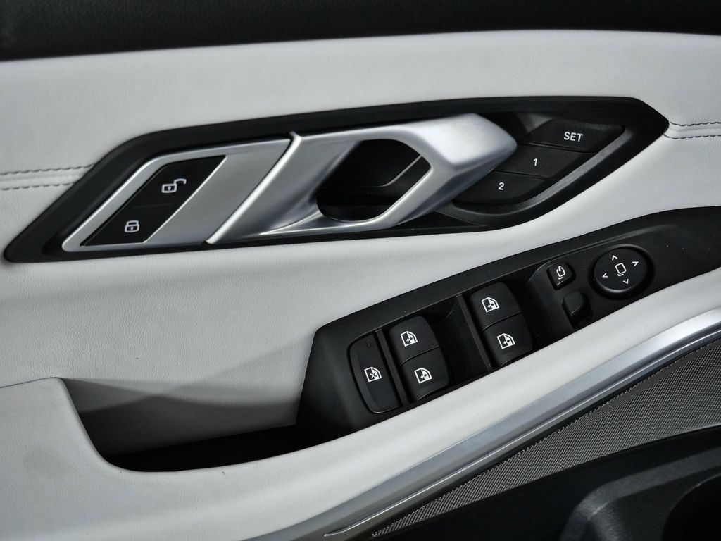 Thumbnail: 2022 BMW M3 - 36