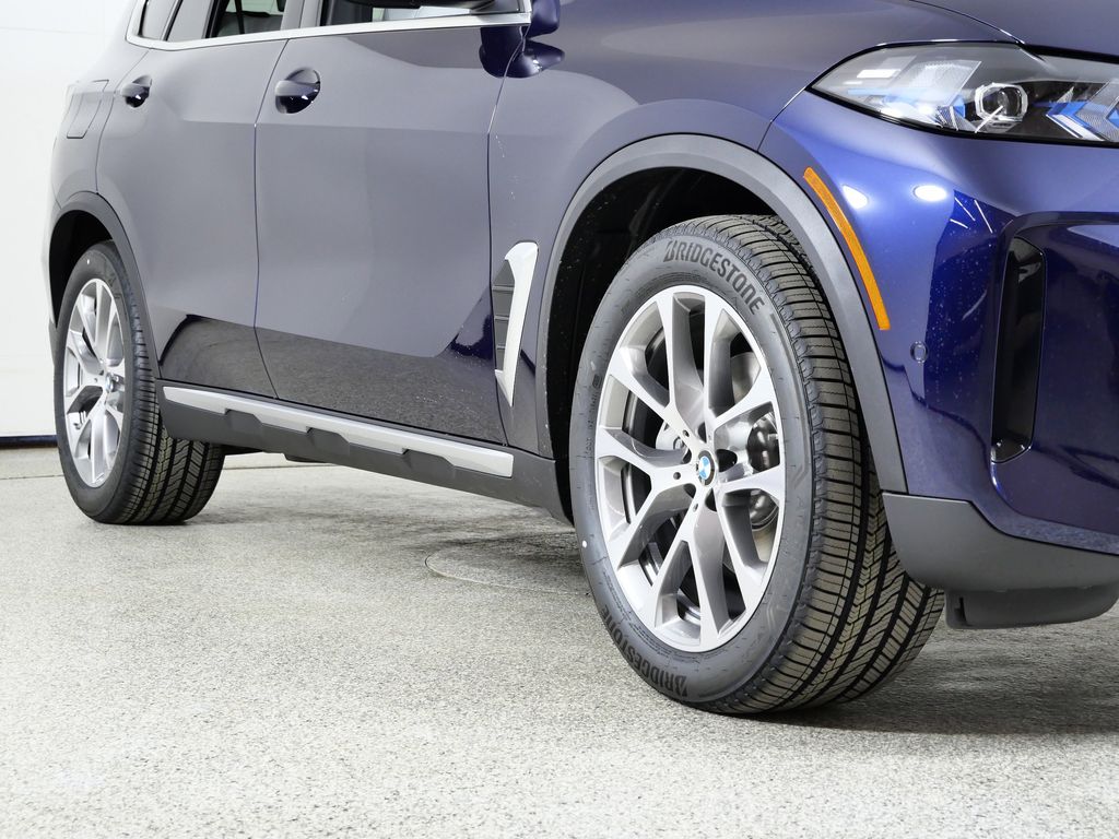 Thumbnail: 2026 BMW X5 - 6