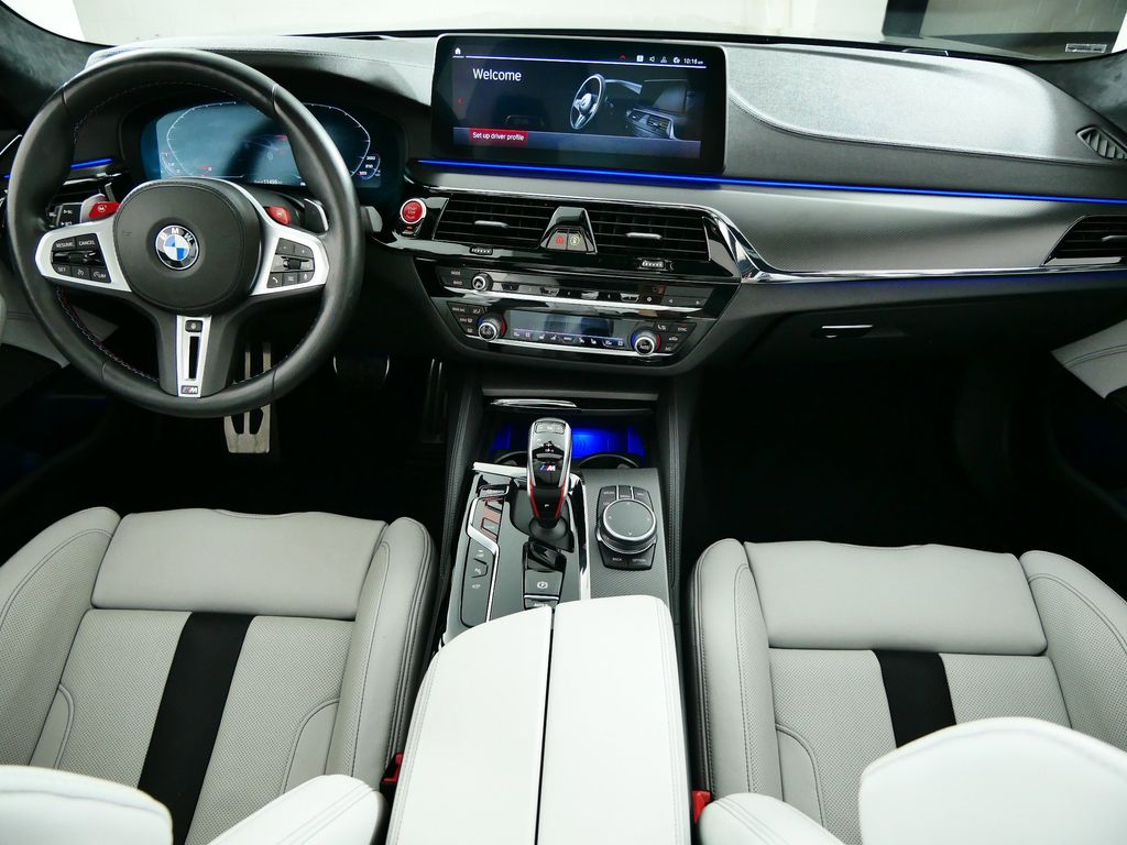 Thumbnail: 2023 BMW M5 - 7