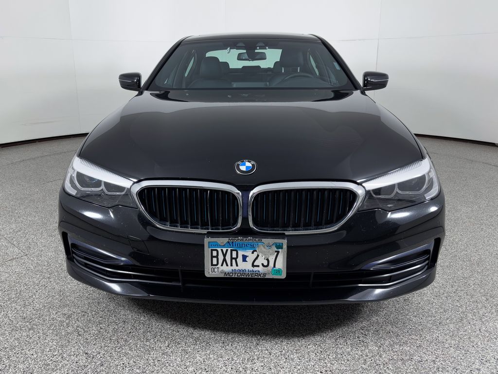 Thumbnail: 2019 BMW 5 Series - 3