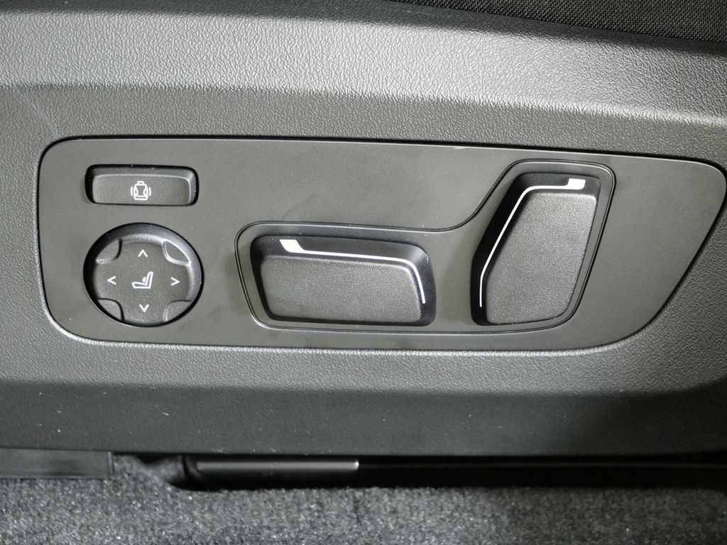 Thumbnail: 2025 BMW X3 - 40