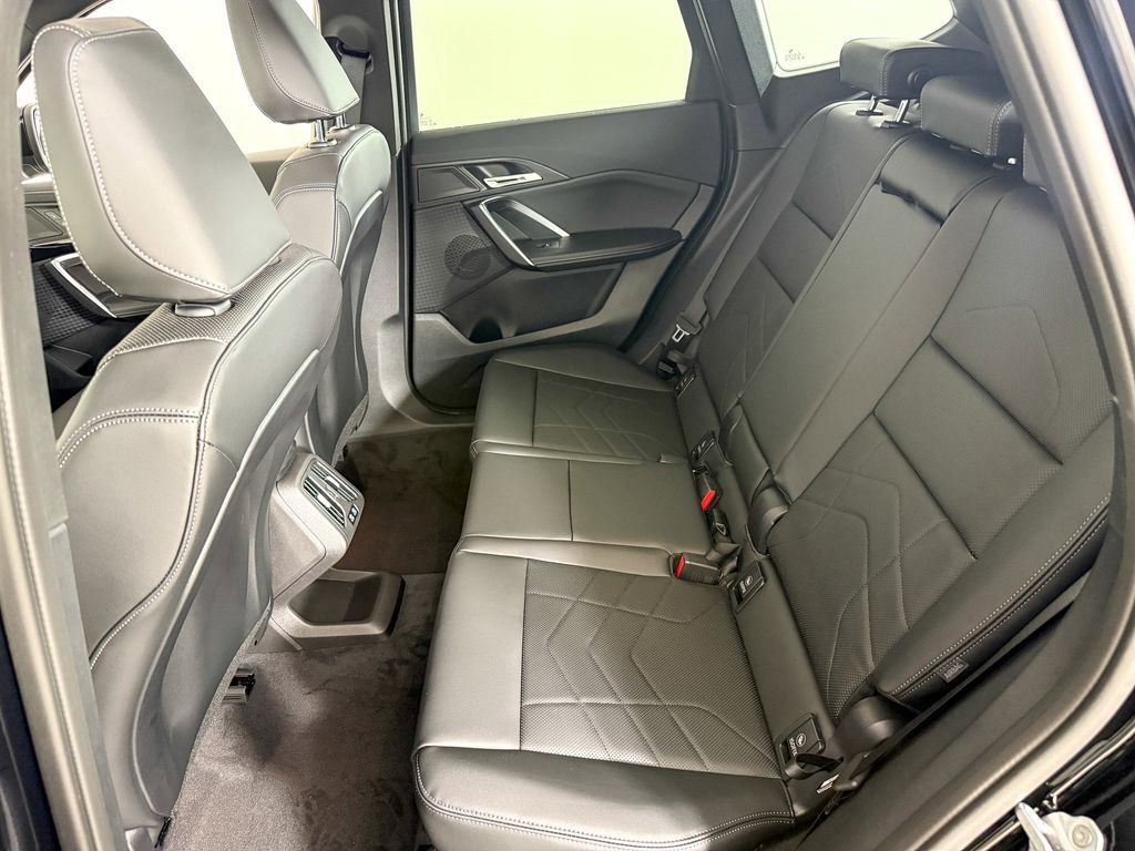 Thumbnail: 2025 BMW X1 - 31