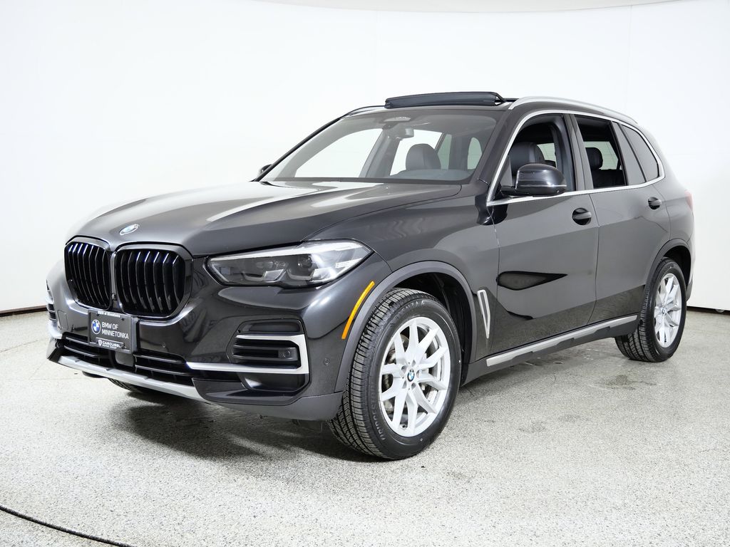 Thumbnail: 2023 BMW X5 - 1
