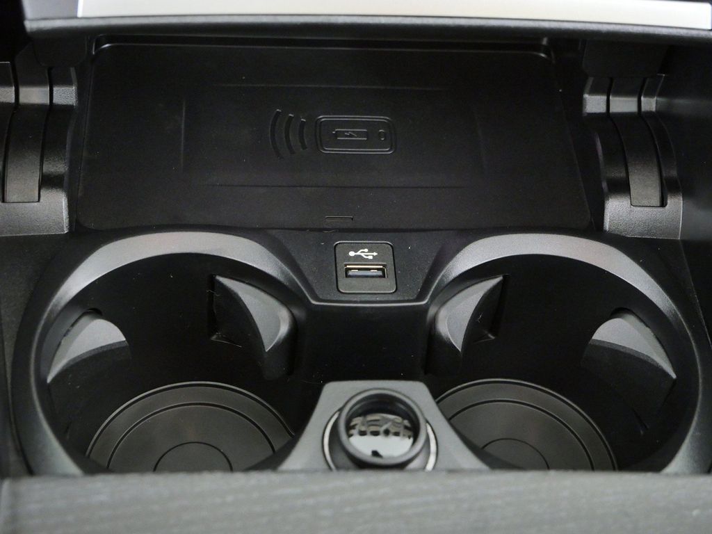 Thumbnail: 2026 BMW 3 Series - 45