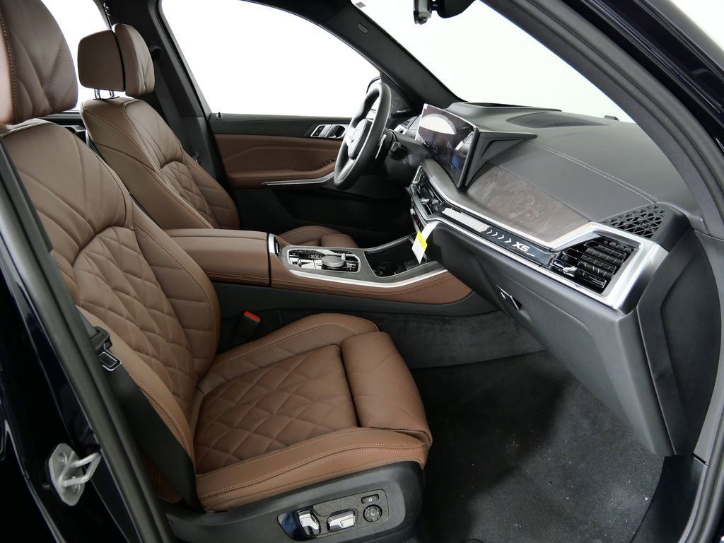 Thumbnail: 2026 BMW X5 - 22