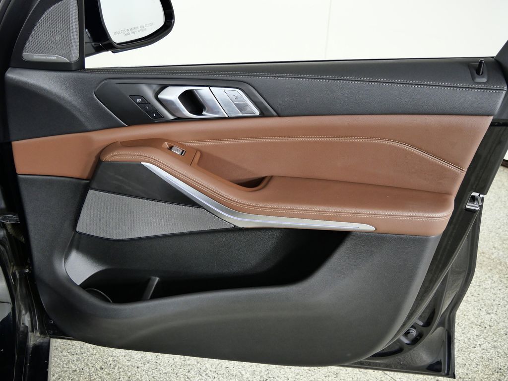 Thumbnail: 2020 BMW X7 - 20