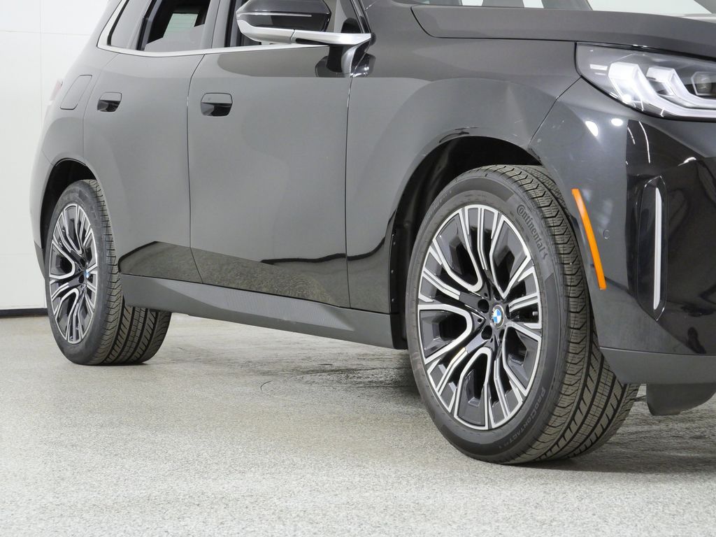 Thumbnail: 2025 BMW X3 - 8