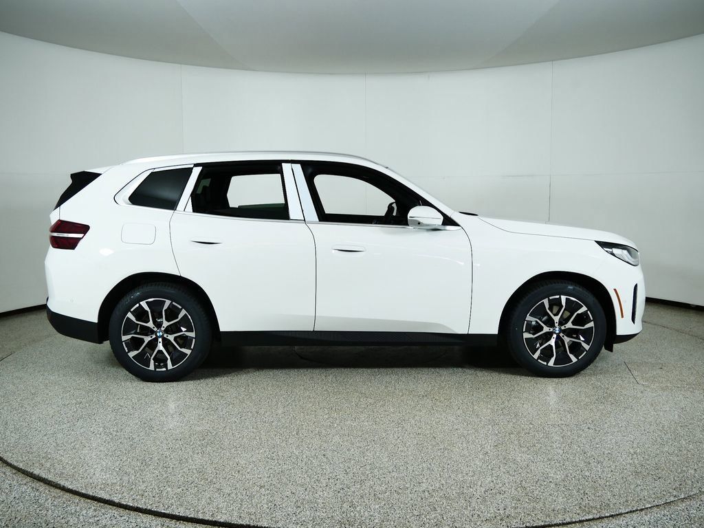 Thumbnail: 2026 BMW X3 - 9