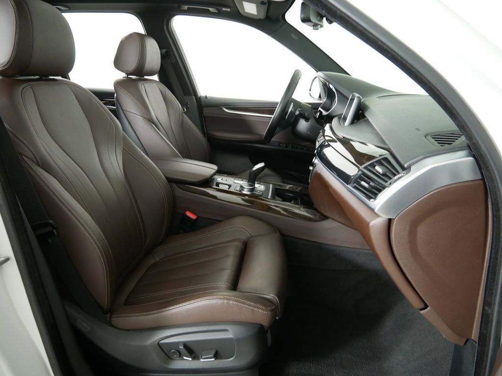 Thumbnail: 2018 BMW X5 - 22