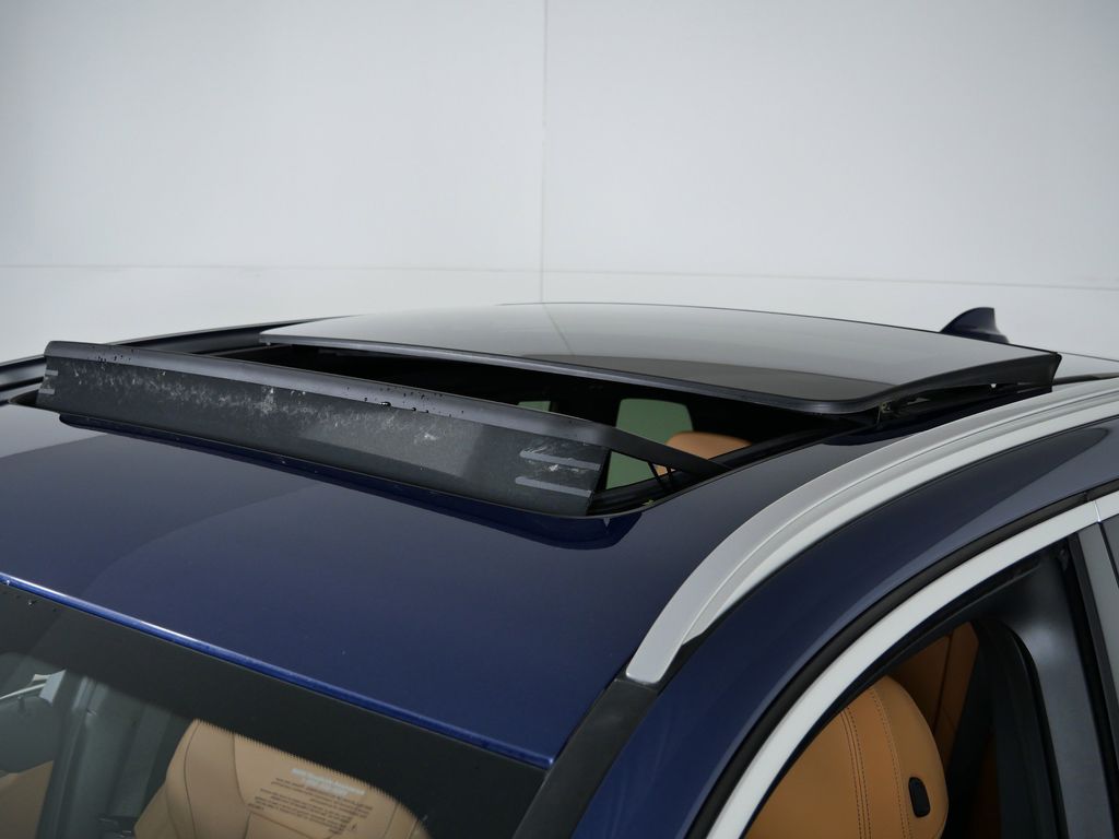 Thumbnail: 2024 BMW X3 - 22