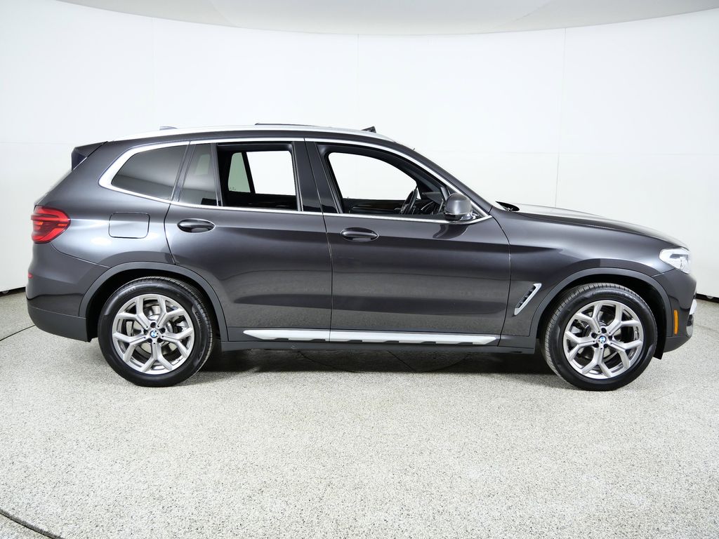 Thumbnail: 2021 BMW X3 - 9