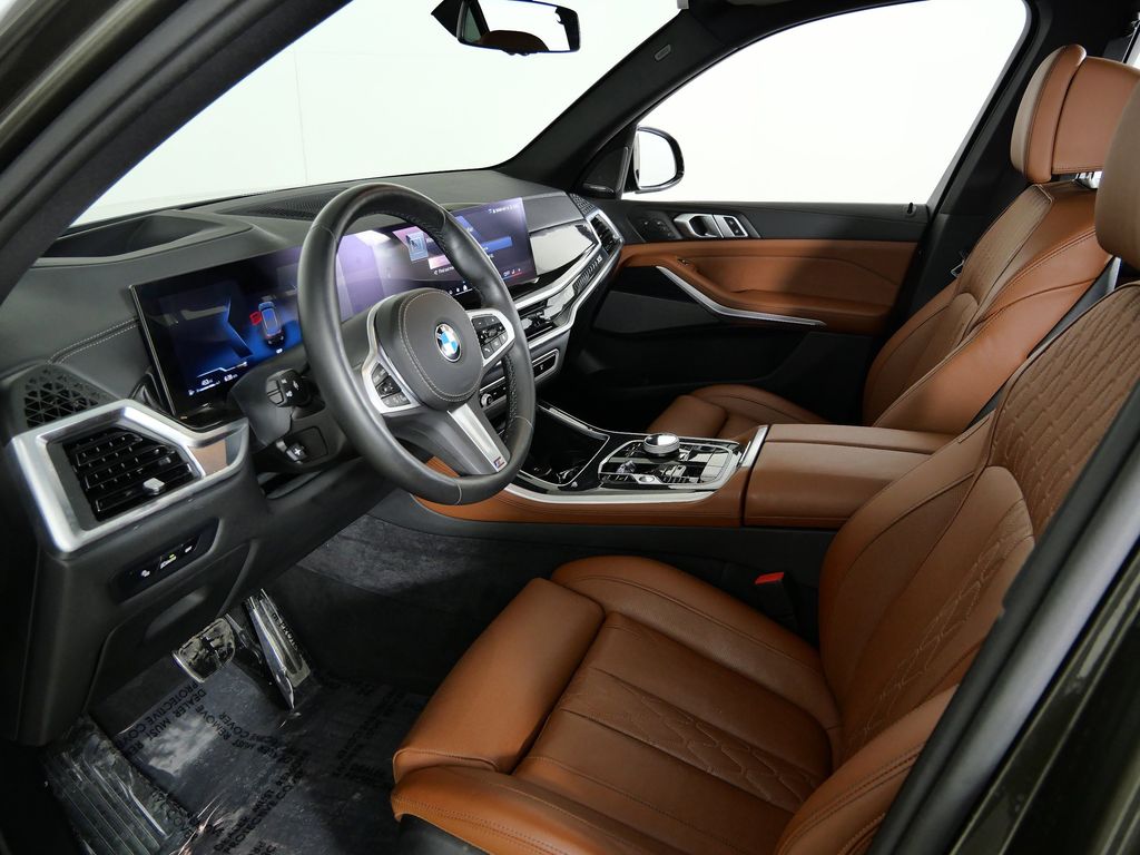 Thumbnail: 2025 BMW X5 - 36