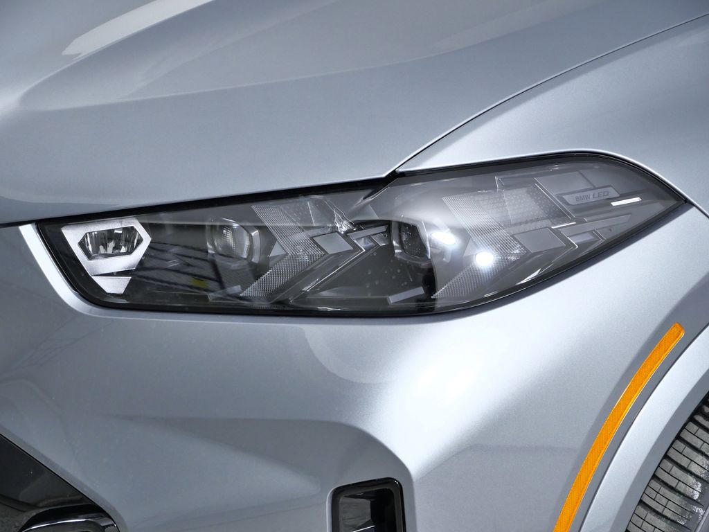 Thumbnail: 2026 BMW X5 - 3