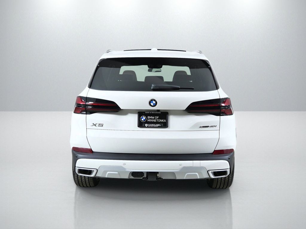Thumbnail: 2026 BMW X5 - 10