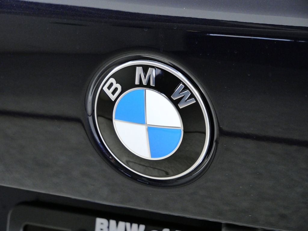 Thumbnail: 2026 BMW X5 - 11