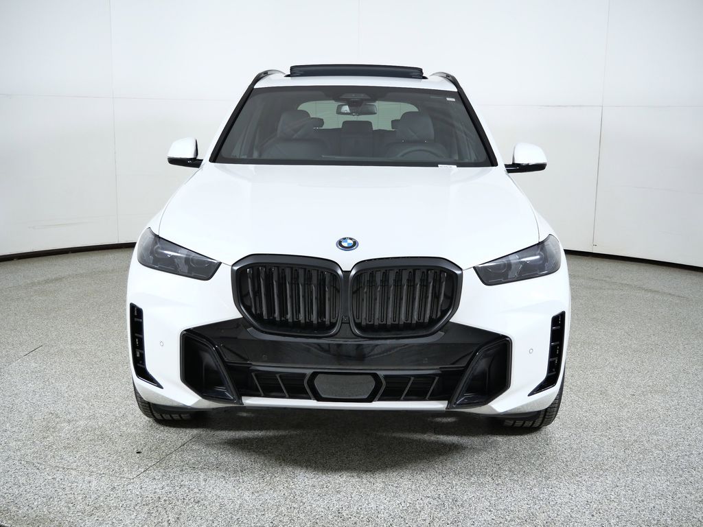 Thumbnail: 2026 BMW X5 - 2