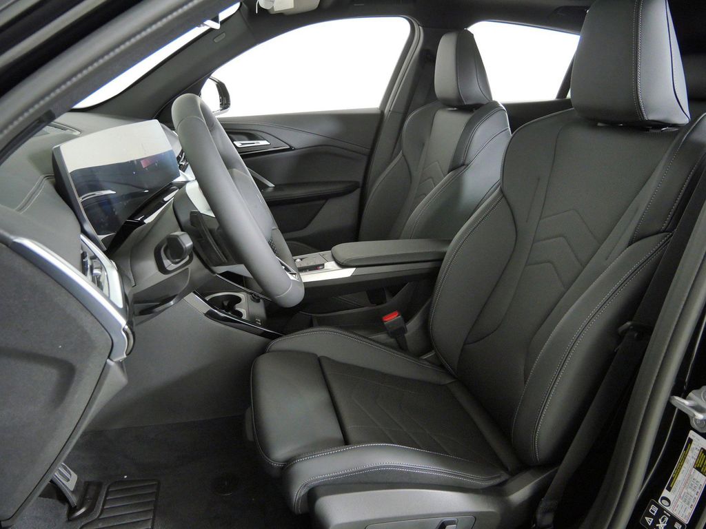 Thumbnail: 2026 BMW X2 - 33