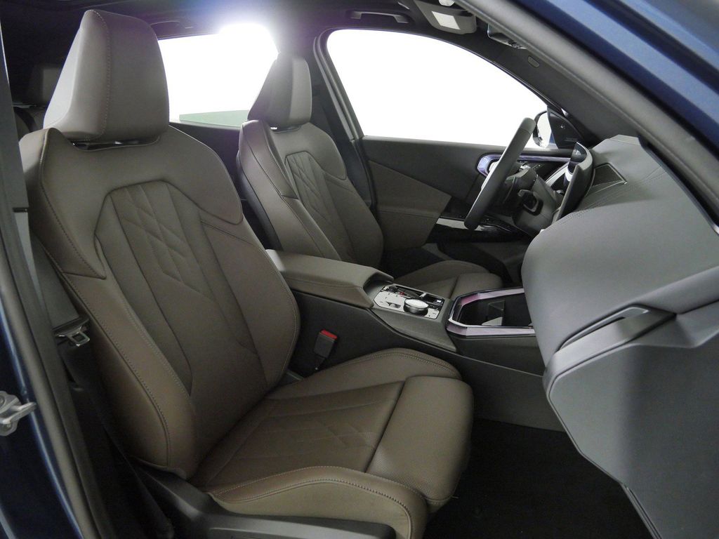 Thumbnail: 2026 BMW X3 - 22