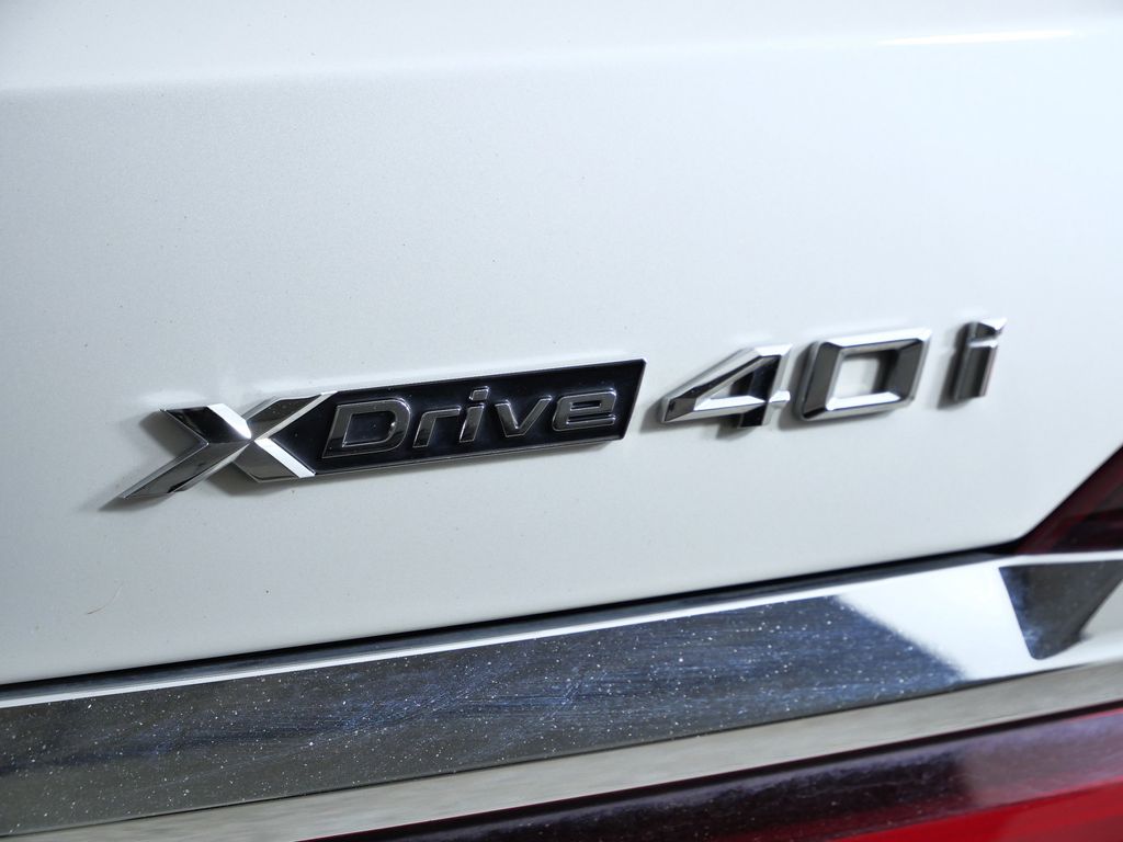 Thumbnail: 2022 BMW X7 - 15