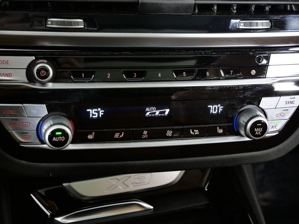 Thumbnail: 2021 BMW X3 - 46