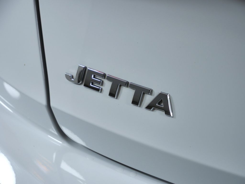 Thumbnail: 2019 Volkswagen Jetta - 13