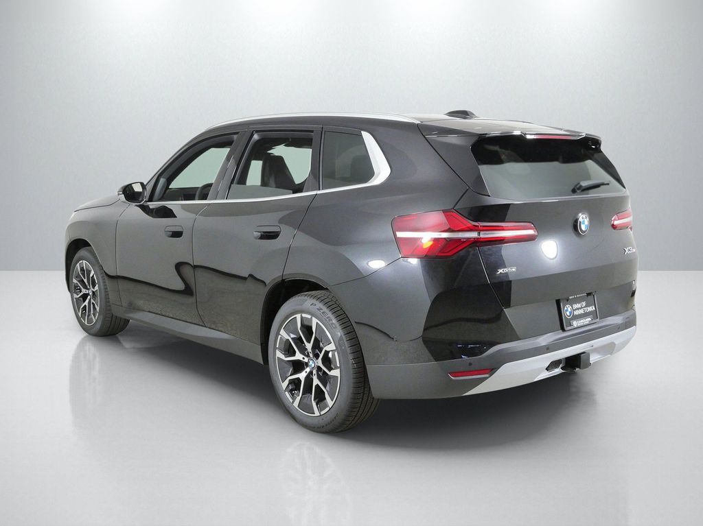 Thumbnail: 2026 BMW X3 - 14