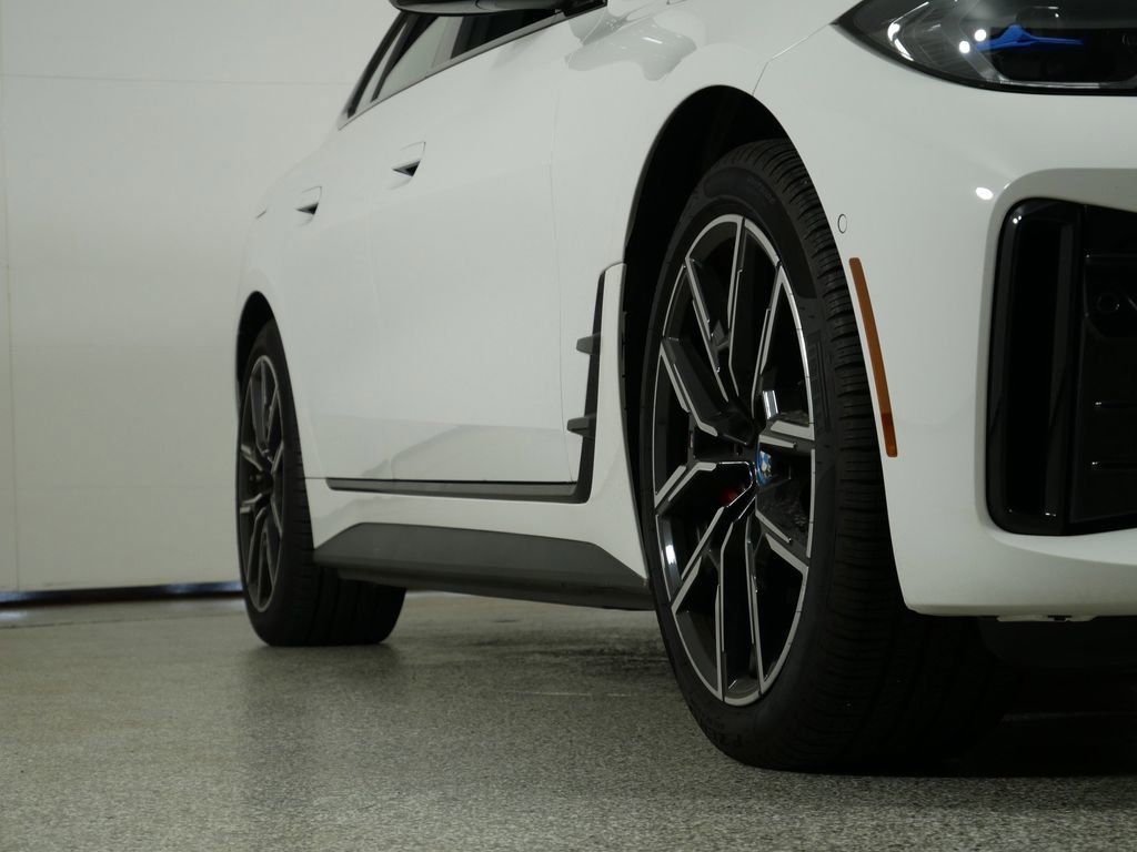 Thumbnail: 2024 BMW i4 - 7