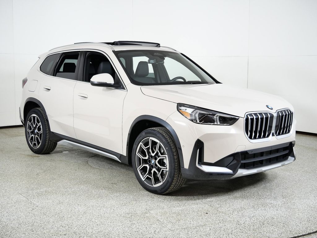 Thumbnail: 2026 BMW X1 - 10