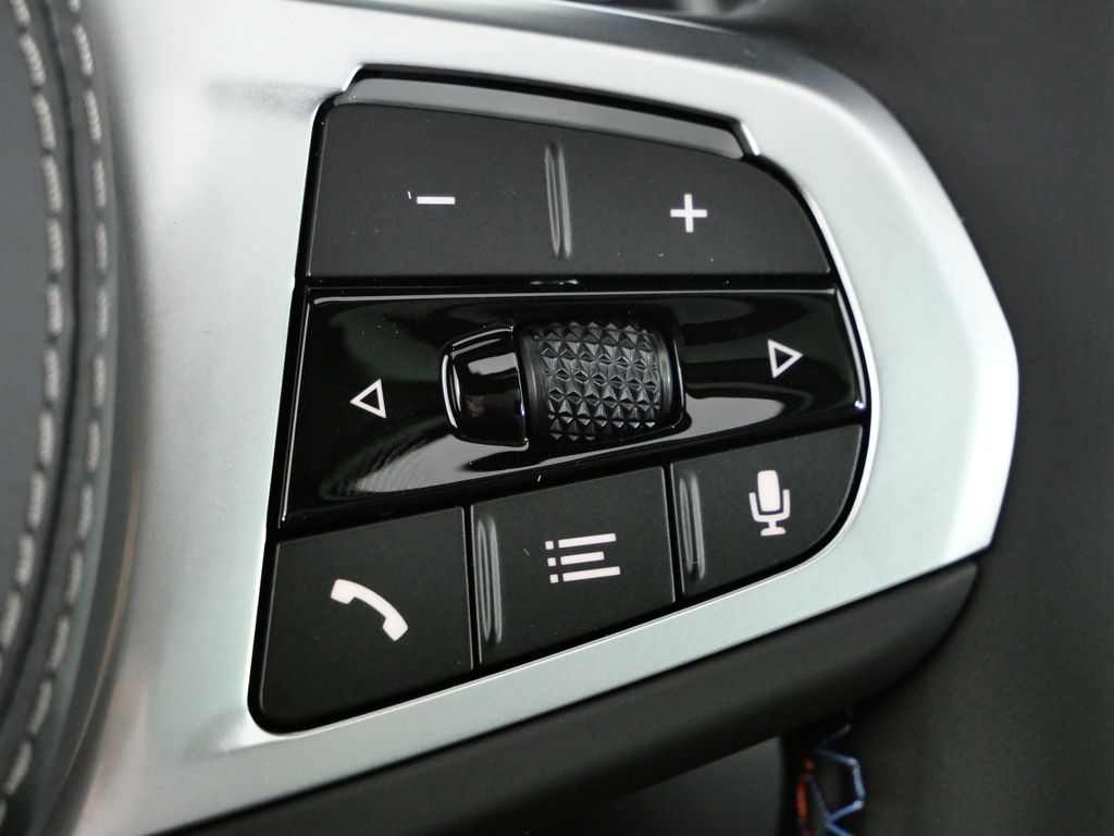 Thumbnail: 2026 BMW X5 - 42