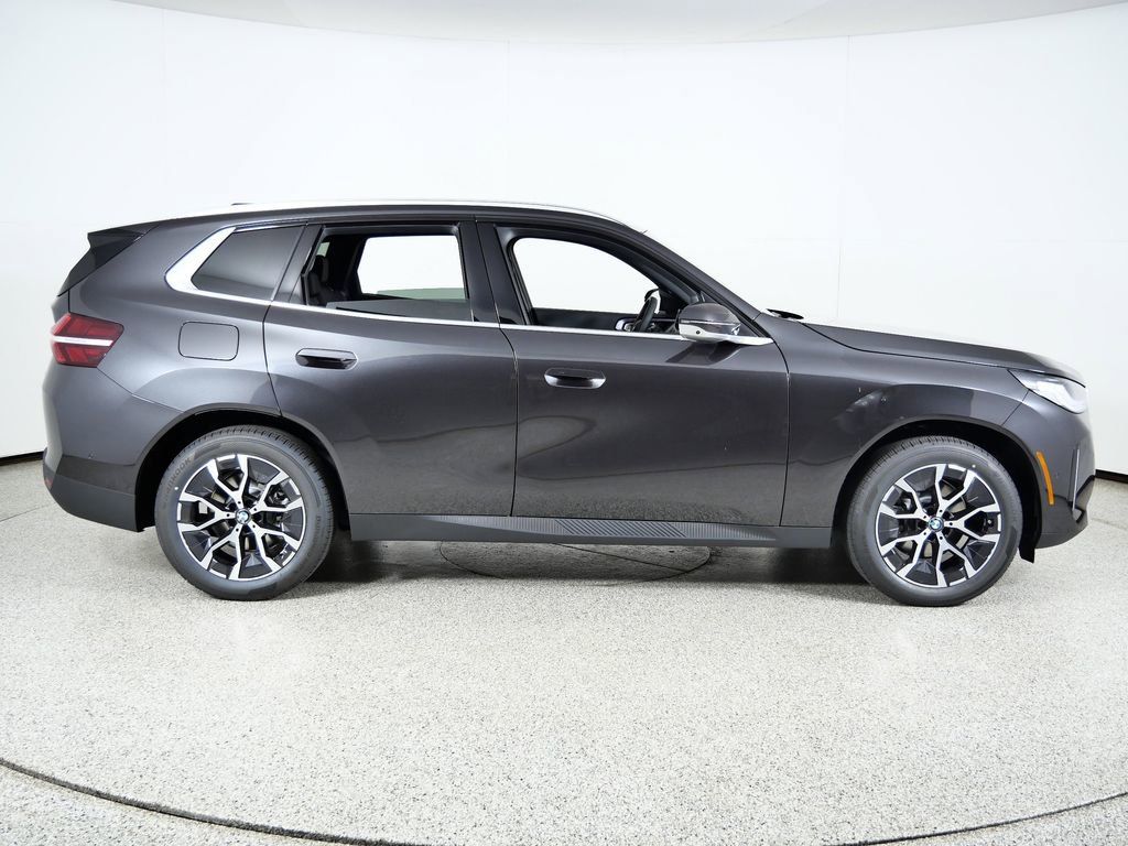 Thumbnail: 2026 BMW X3 - 10