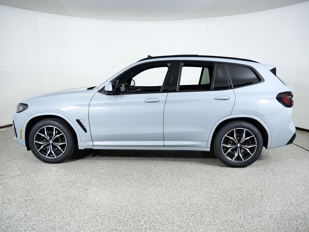 Thumbnail: 2023 BMW X3 - 17