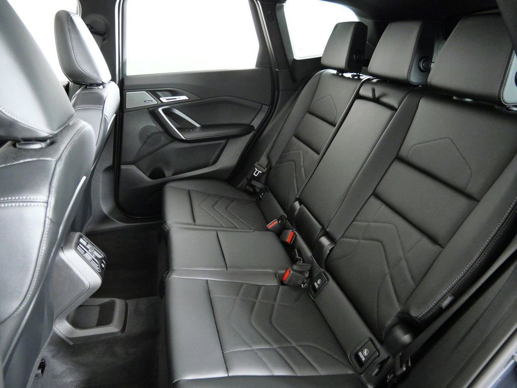 Thumbnail: 2026 BMW X1 - 30