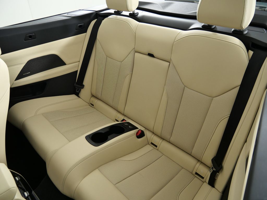 Thumbnail: 2025 BMW 4 Series - 29