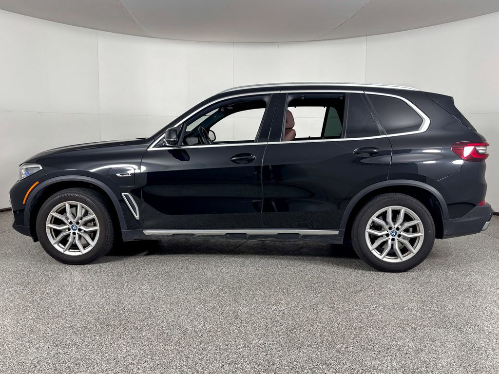 Thumbnail: 2023 BMW X5 - 6