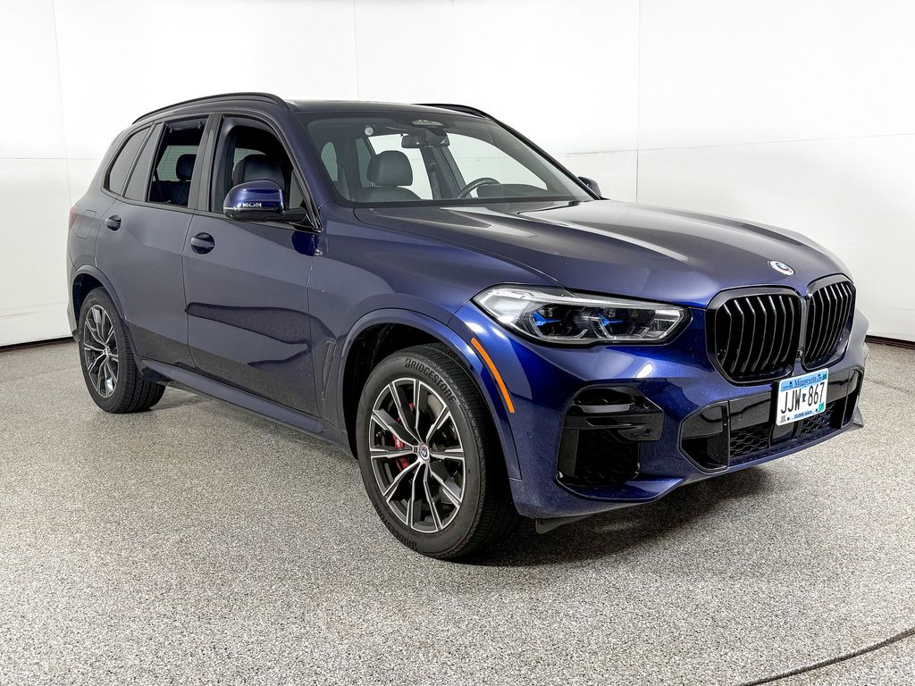 Thumbnail: 2023 BMW X5 - 4
