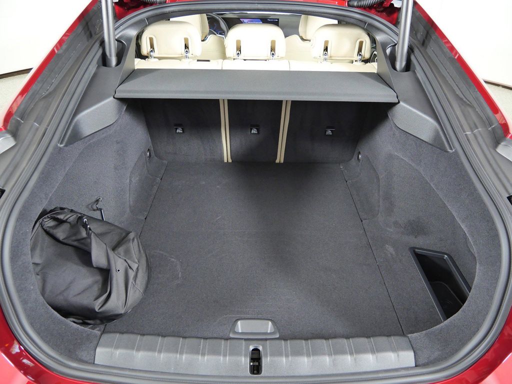 Thumbnail: 2026 BMW i4 - 26
