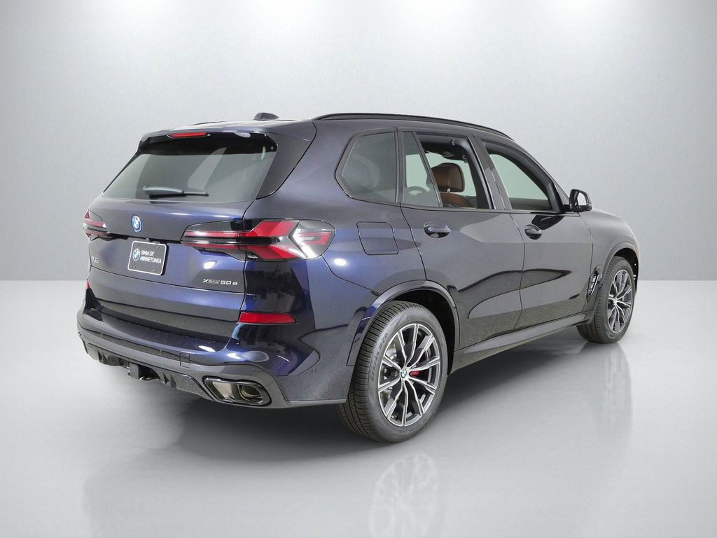 Thumbnail: 2026 BMW X5 - 9