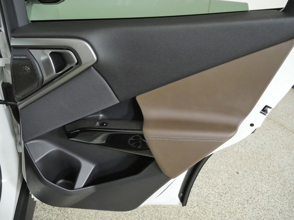 Thumbnail: 2026 BMW X3 - 24